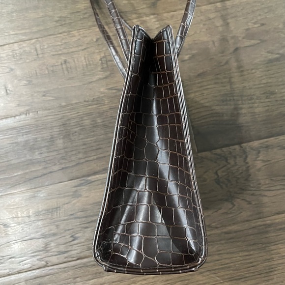 Connections Hand Bag - Picture 6 of 10